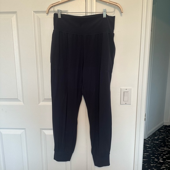 Athleta Salutation High Rise Jogger in PowerVita - Navy // Large - Picture 4 of 6